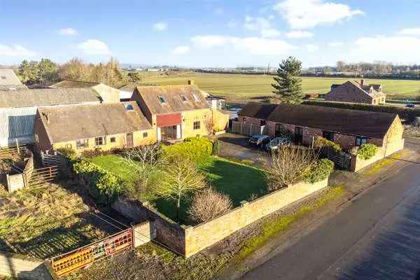 New Buildings Farm: 4-Bedroom Barn Conversion, Holiday Let & 33 Acres