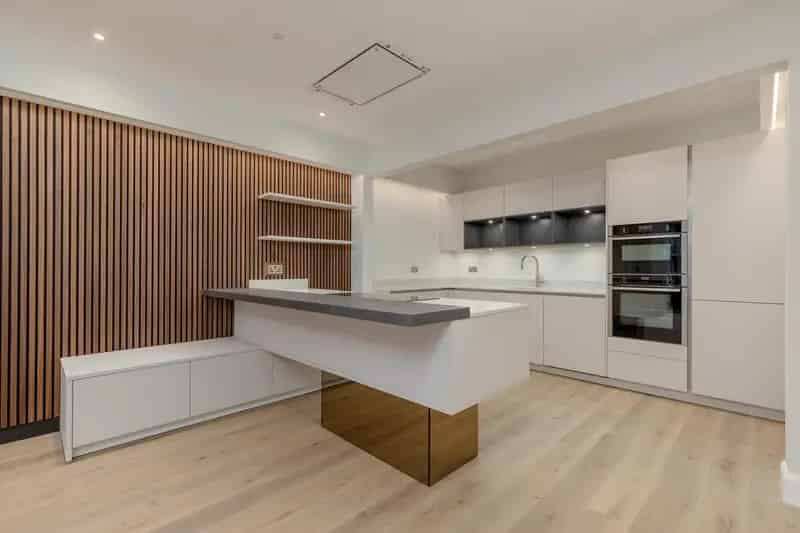 2 Bedroom Flat for Sale in Edinburgh West End