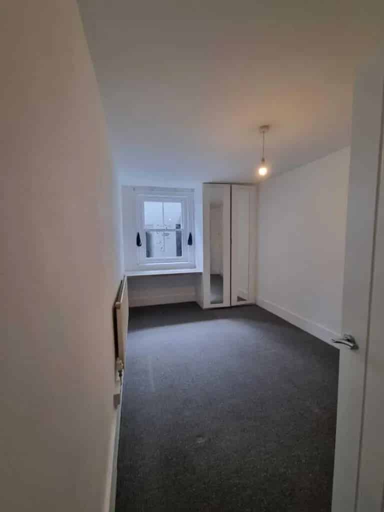 3 Double Bedroom Seafront Apartment Available Late June