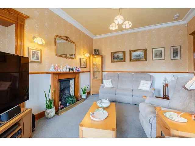 5 Bedroom Detached House for Sale in Leven, Fife