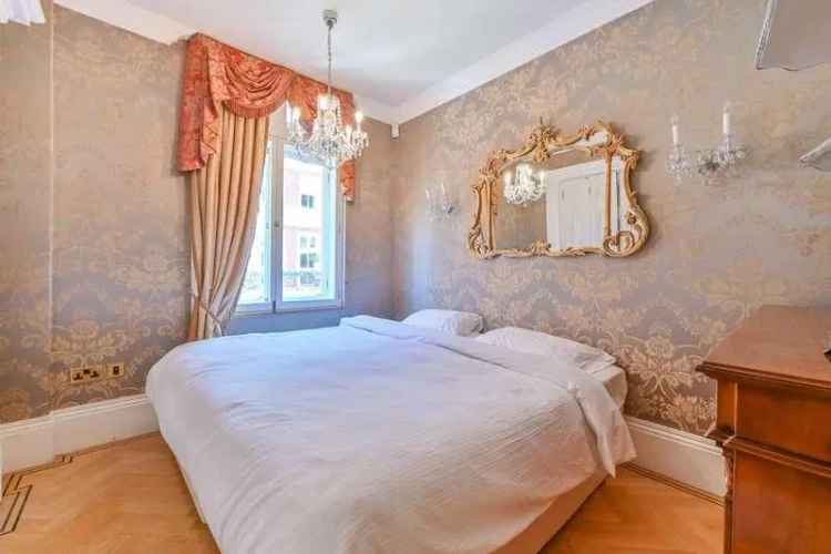 4 Bed Flat for Sale near Hyde Park, Kensington