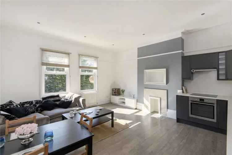 2 bedroom flat/apartment in London