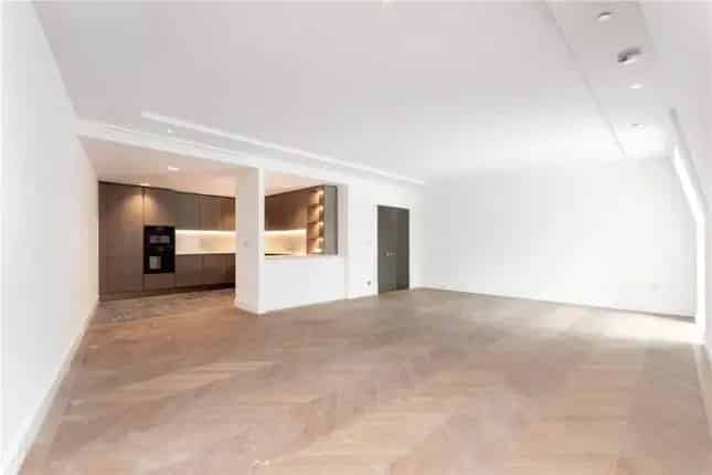 2-Bed Flat for Sale Millbank SW1 1561sqft Apartment Parking