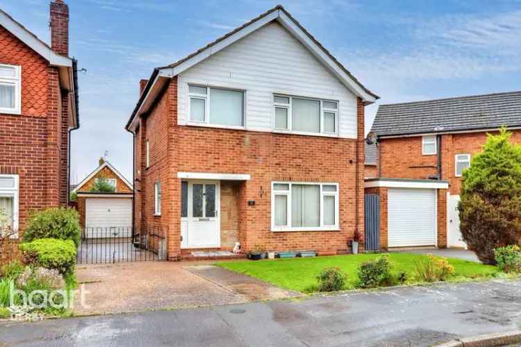 3 Bedroom Detached House for Sale