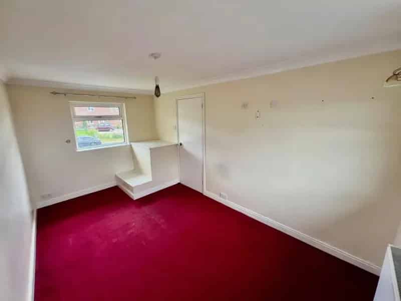 2 Bed End Terrace House For Sale