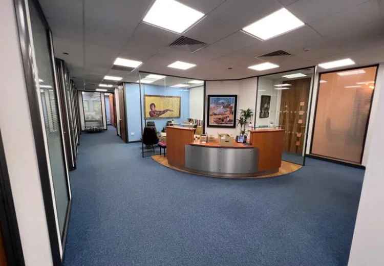 Serviced Offices for 6-8 People Flexible Terms