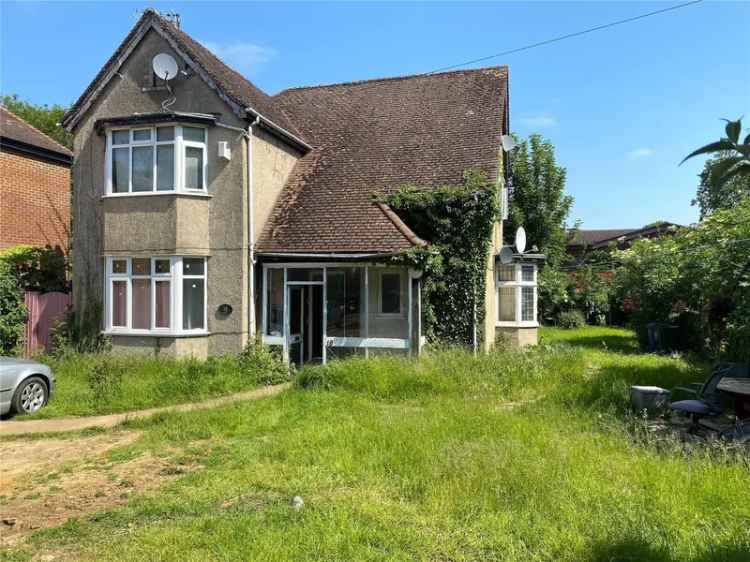 Five Bedroom Detached House Near Banbury Town Centre