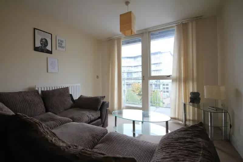 1 Bedroom Apartment to Rent in Park Central