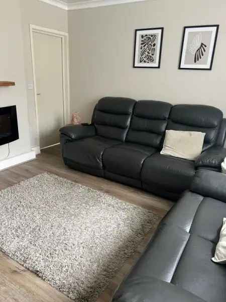 House For Rent in Tameside, England