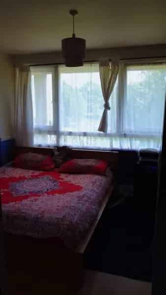 2 Bed Flat Near Richmond Park Barnes Free Parking