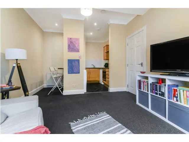 2 Bedroom Flat for Sale in Stirling