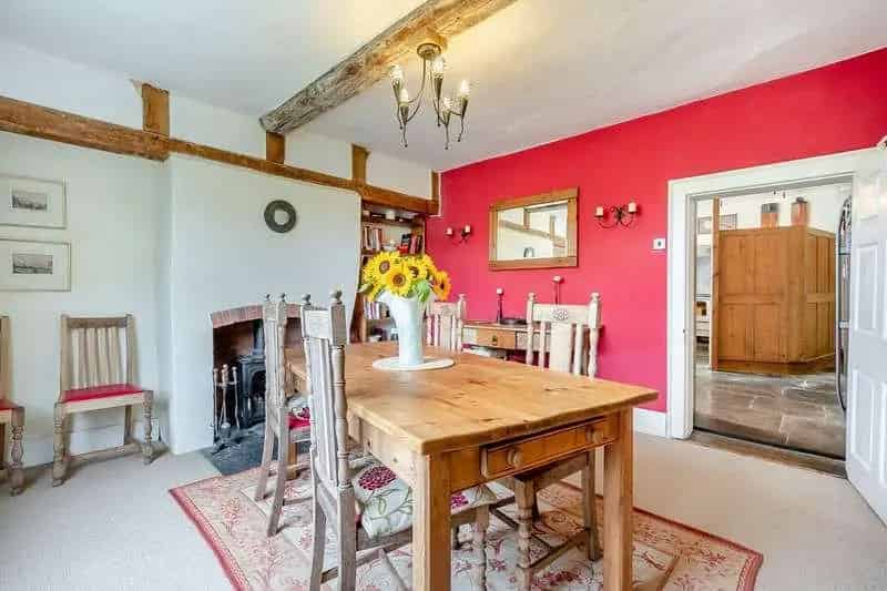 6 Bed House for Sale Moat House Farm Mappleborough Green