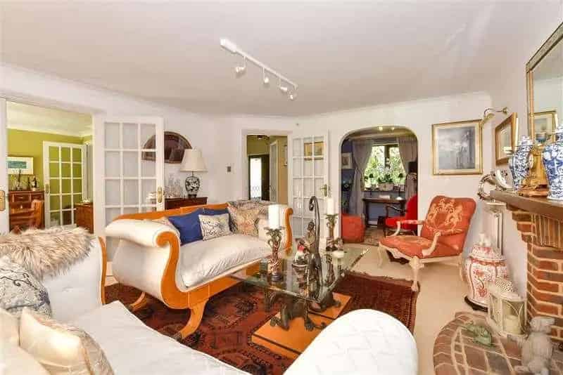 4 Bed Detached House for Sale