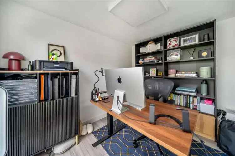 2 Bed Victorian Flat for Sale South Park Gardens