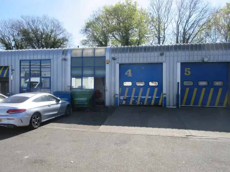 Warehouse Industrial Unit For Sale