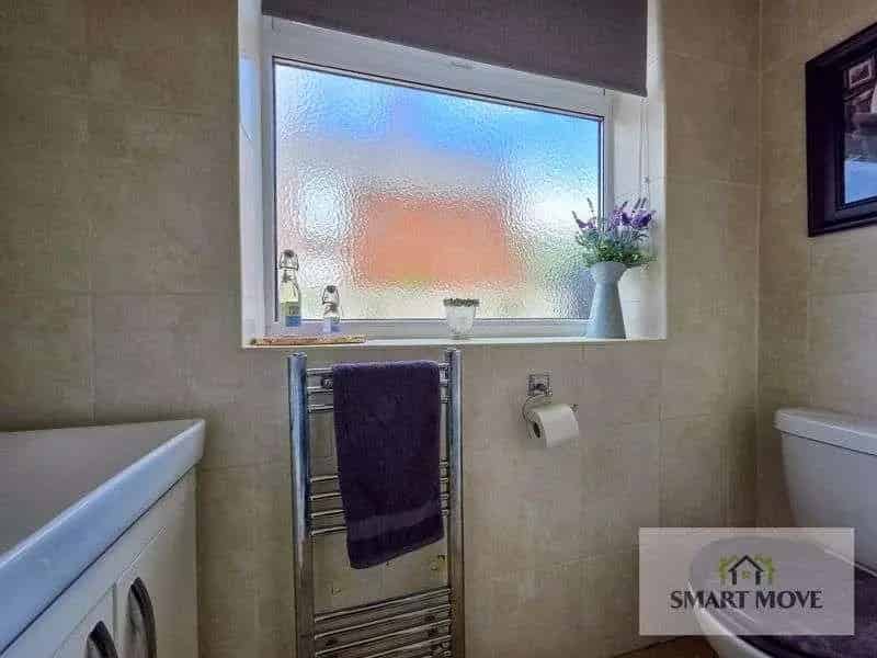 3 Bed House for Sale Modernized 2021 Driveway Garden