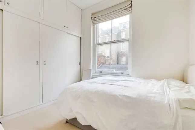 Flat to rent in Rosary Gardens, South Kensington SW7