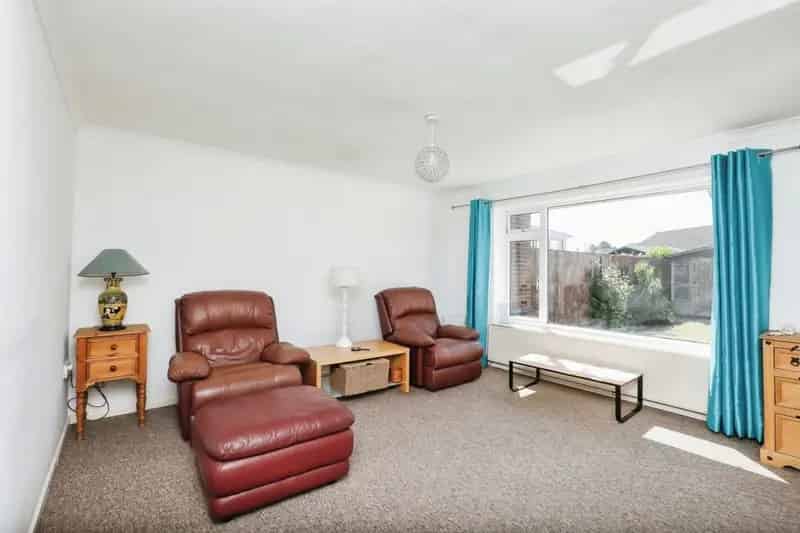 3 Bed Semi-Detached Bungalow Mattishall Countryside Views