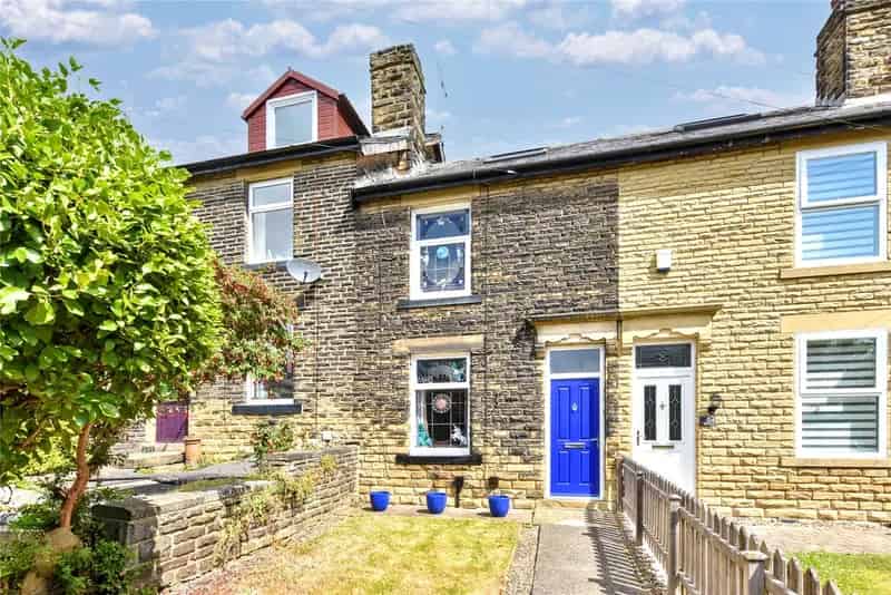 Deceptively Spacious 3 Bed Terraced House in Central Pudsey
