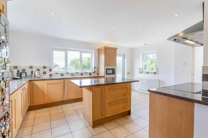 5 Bedroom Detached House Newland Droitwich Worcestershire