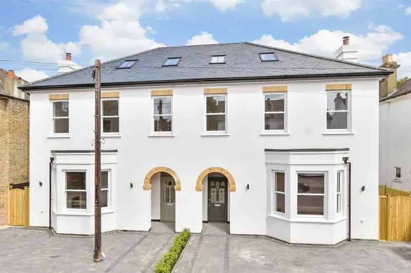 5 Bedroom Detached House for Sale Wallington