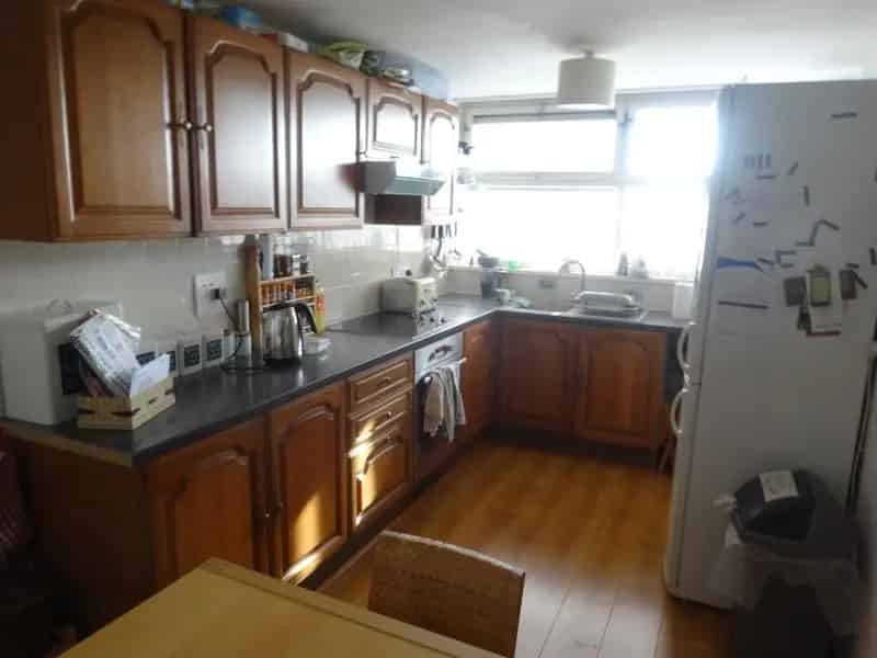 3 Bedroom Flat Shadwell Station London - Family Student Professionals