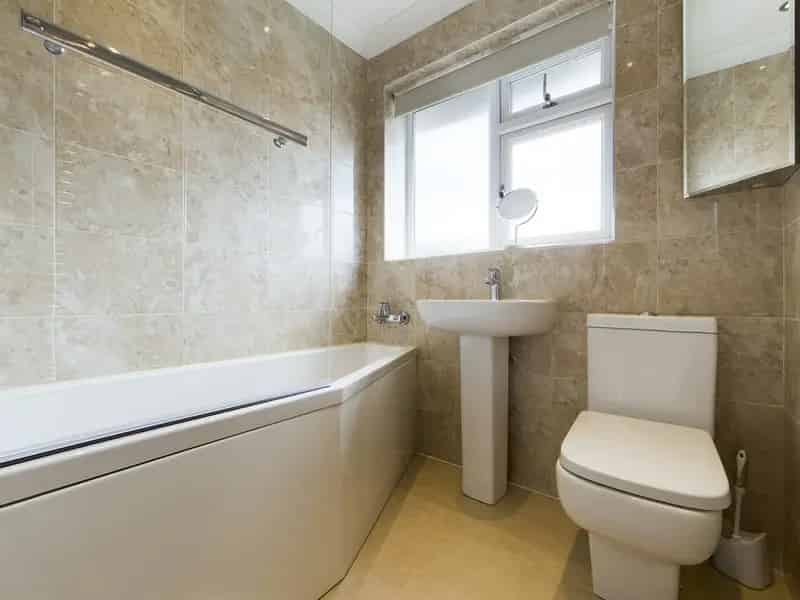 Two Bedroom Flat with Private Garden Available April 11th 2025