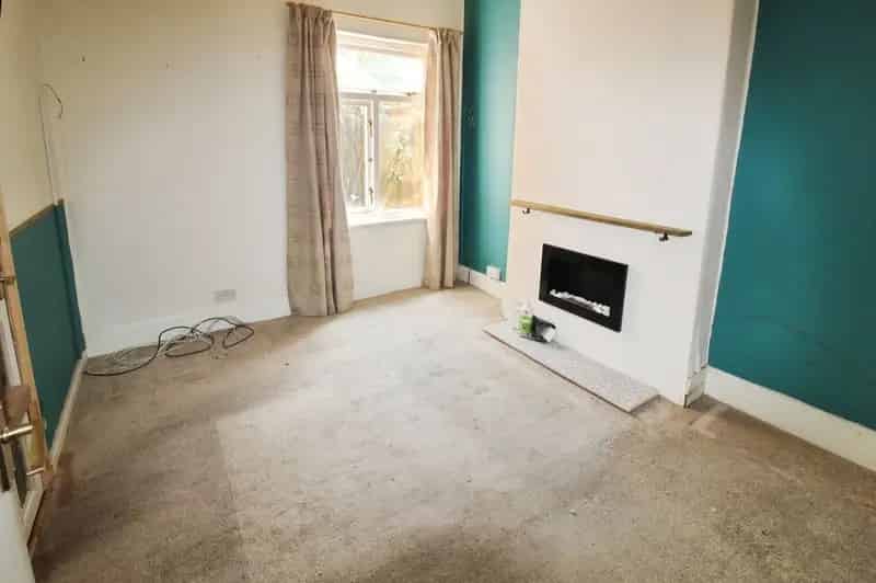 3 Bedroom Mid Terrace House for Sale Yardley B25 No Upward Chain