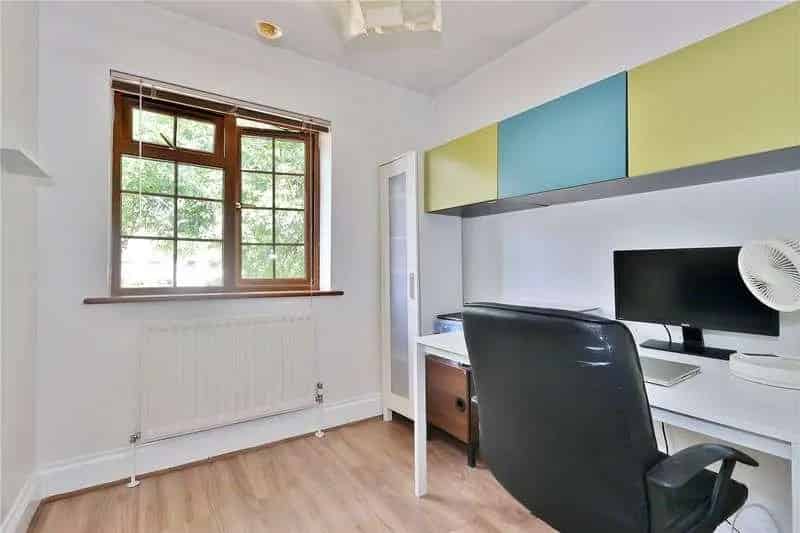 3 Bed House for Sale Near Schools and Transport Links