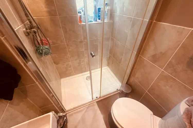 Zero Deposit 12 Month Tenancy Council Tax Band D
