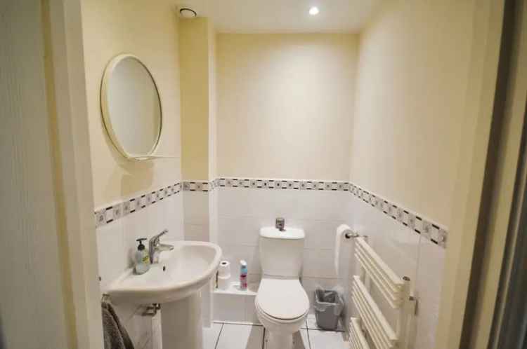 3 Bedroom Mid Terrace House for Rent Mastin Moor Derbyshire