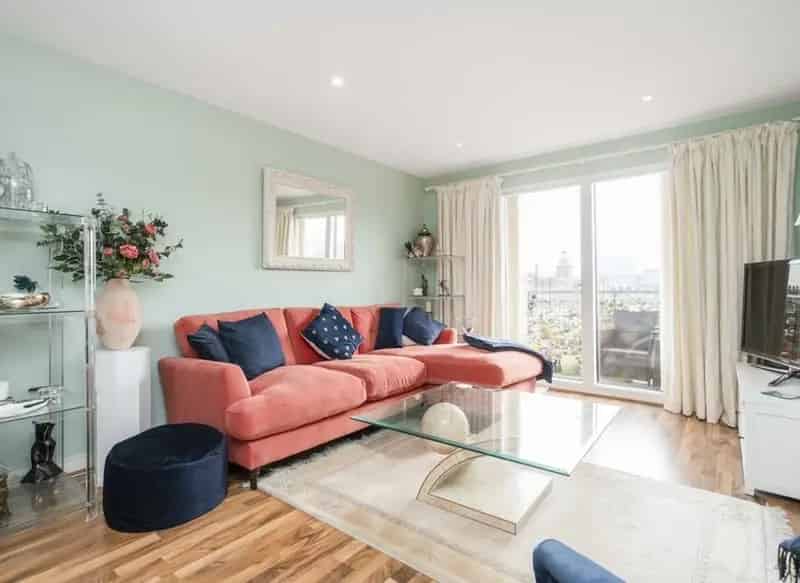 Two Bedroom Apartment with Balcony and Concierge