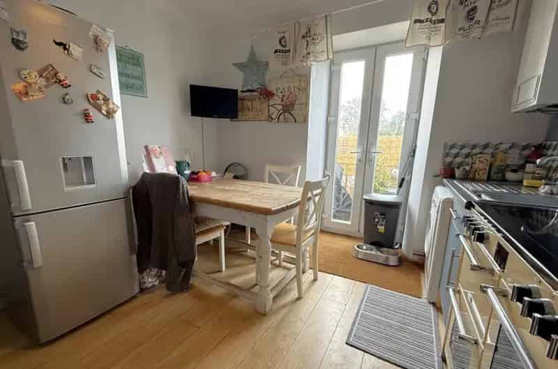 3 Bedroom House with Studio Annex and Billboard Income