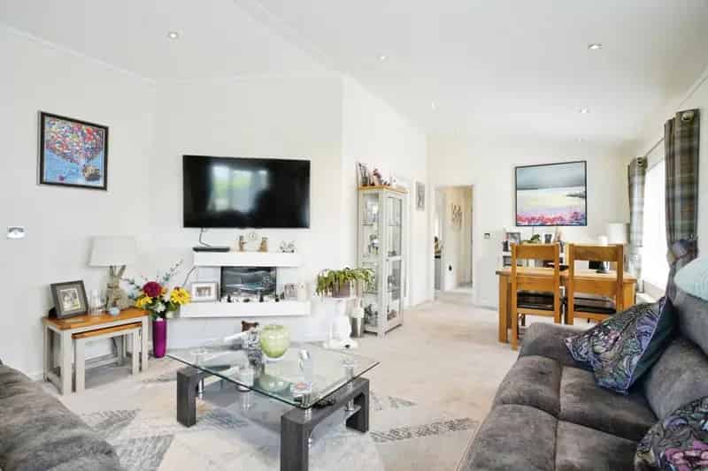 2 Bedroom Park Home for Sale