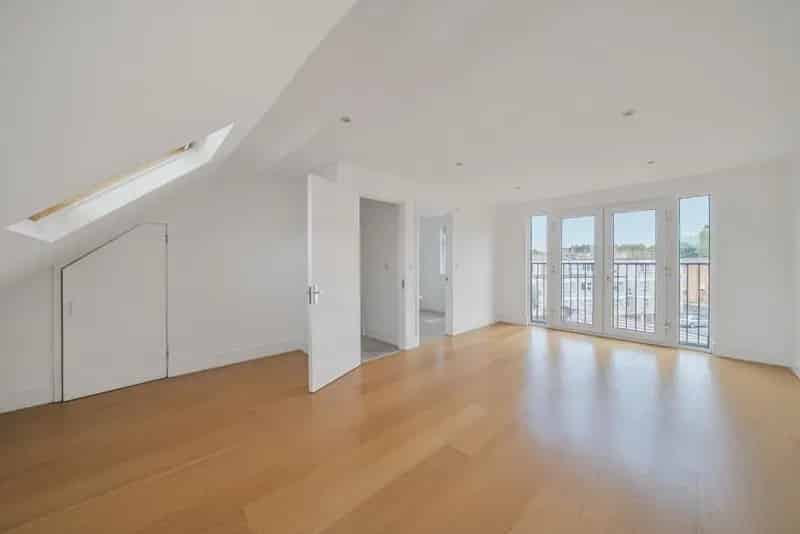 House For Sale , London, England