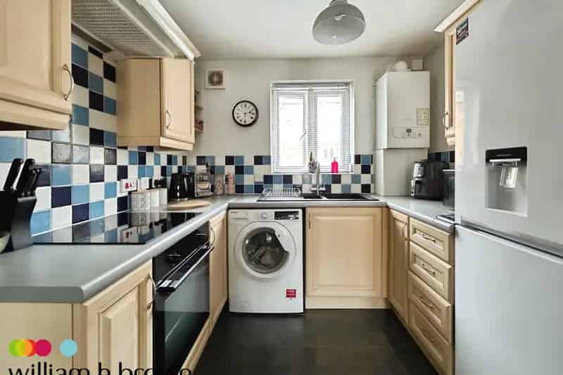 One Bedroom Flat Near Ipswich Train Station - Garage - Zero Deposit Guarantee