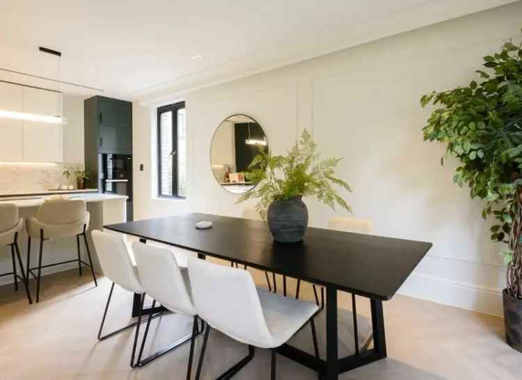 5 Bedroom Detached House Near Ealing Broadway