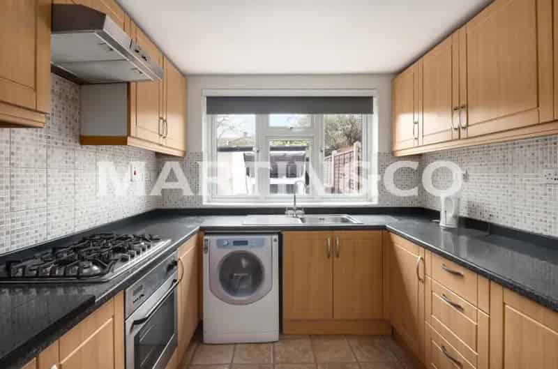 3 bedroom House
 To Rent