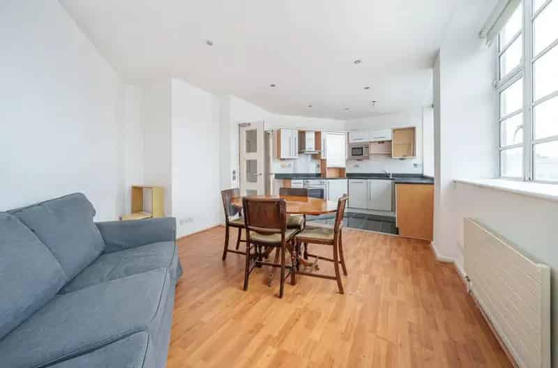 1 Bedroom Flat for Sale