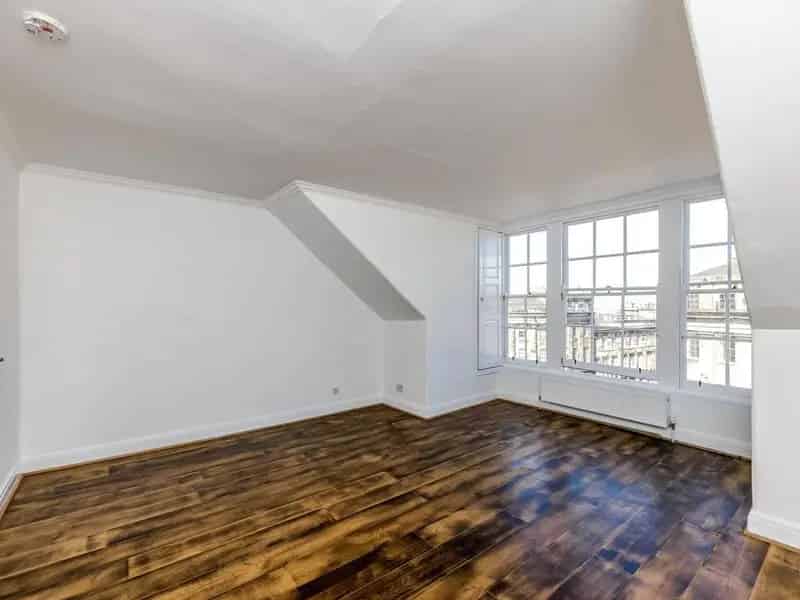 3 bedroom flat to rent