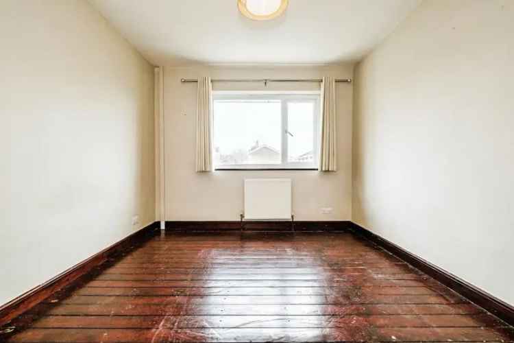 Two-Bedroom Apartment with Double Garage Shoreham