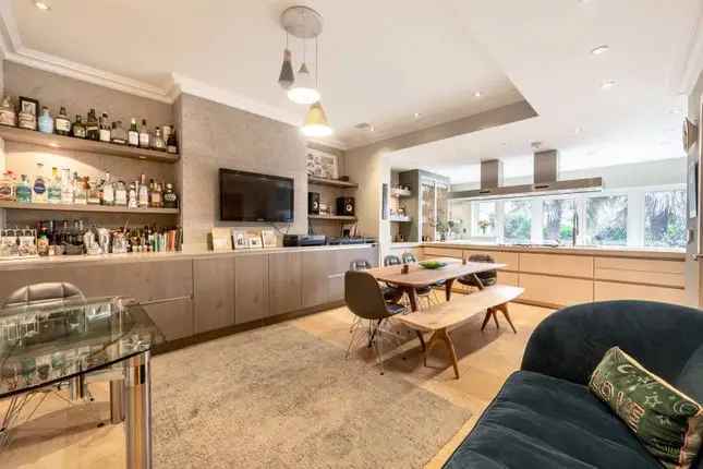 4 Bedroom House for Sale in Kensal Rise NW10