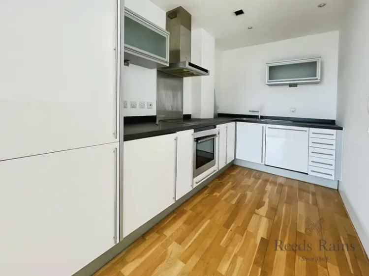 3 Bedroom River View Apartment For Sale Liverpool L3