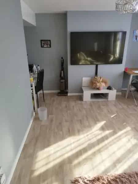 Large 2 Bed Maisonette Near Good Schools