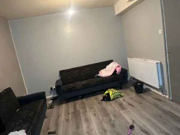 Flat For Rent in Birmingham, England