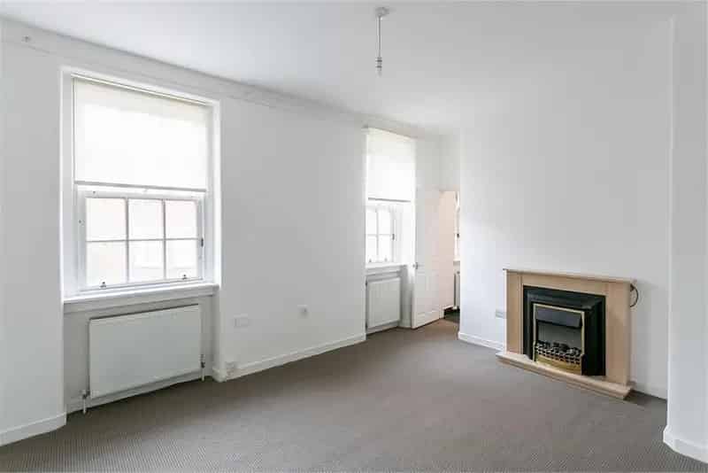 1 Bed Flat Grassmarket Edinburgh - Modern Kitchen & Parking