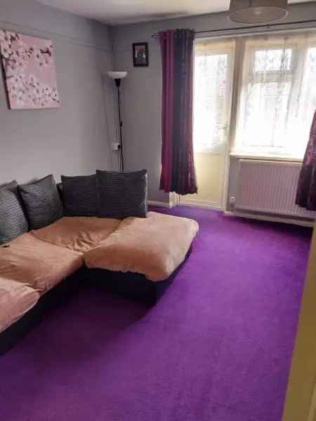 Flat For Rent in Ipswich, England