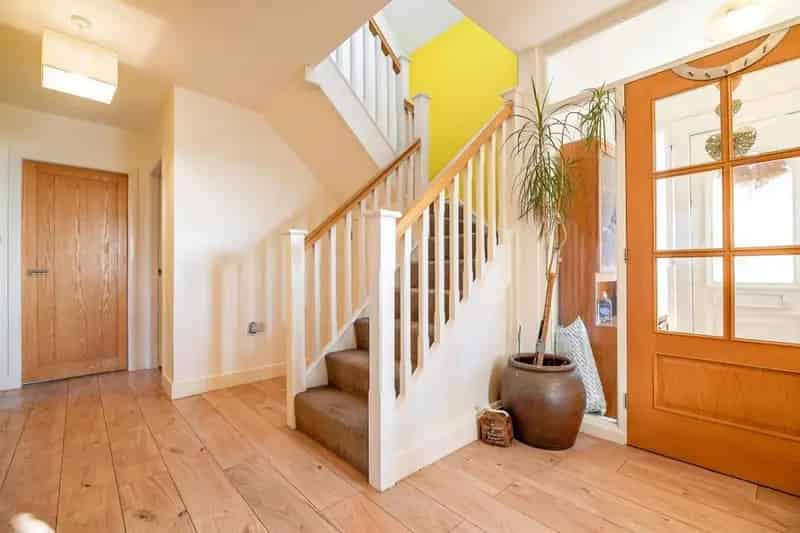 Four Bedroom Dormer Bungalow Near Carlton Village