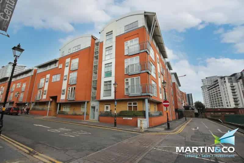 2 Bedroom Apartment to Rent in Birmingham Jewellery Quarter