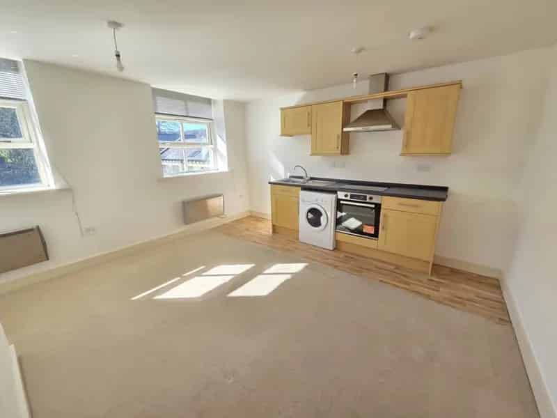 1 Bedroom Apartment For Sale in Kirkburton